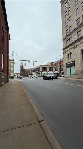 Walking on Court Street Downtown Utica NY 🚶‍♂️🏙️ | City Vibes