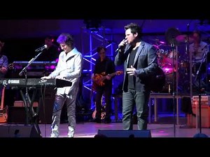 Man Against the World (Live) - Pride of Lions/World Stage 2015