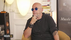 Pascal Obispo évoque la raison pour laquelle il s'est fait tirer dessus en plein concert en Corse