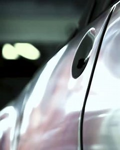 AI solutions help us increase our paint shop quality. Our algorithms compare live data from dust sensors with a database to help predict paint quality. It also helps with the ongoing analysis of dust content in the paint booth. | BMW Group