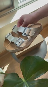 1.9K views · 12 reactions | TFW when you unbox the perfect summer slides. Last chance to get our summer styles online: https://clarks.my/products/brookleigh-sun-1?_pos=1&_psq=Brookleigh+Sun+&_ss=e&_v=1.0&variant=44796176957762 | Clarks Shoes | Facebook