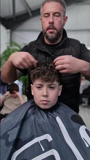 How to make straight hair textured with fluffit volumising powder, styling tutorial