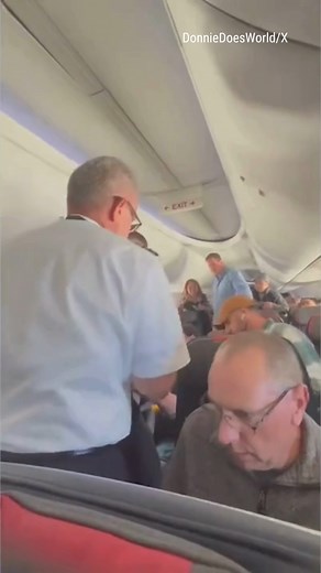 BUMPY RIDE: Plane passengers and crew members jump into action to restrain a man who tried to open an emergency exit door mid-flight. https://trib.al/WylzAr2 | Fox Business