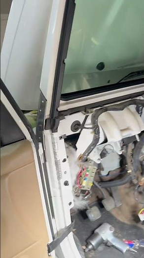 Replacing the heater core on this 2000 Jeep Wrangler