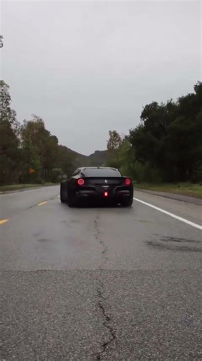 Ferrari F12 V12 – Insane Sound! 🔊🔥