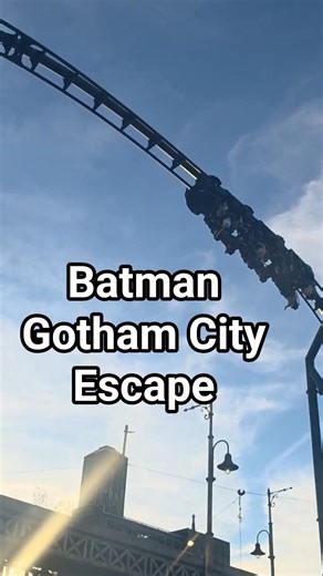 Batman Gotham City Escape Rollercoaster - Zero G Stall Element.