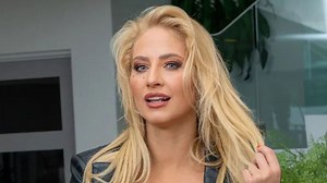 Bridges told she is 'breaking the internet' after posting video in skimpy bikini