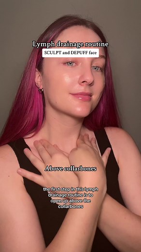 Super effective lymph drainage routine 💗 More tips: Aim for about 30-60 seconds per step. This is sped up to 1.8x speed. Adjust accordingly. No oil or moisturizer. We are using light touch and creating movment at the skin level by having a degree of “grip” with the finger tips. Lymph is at the surface in most areas. Drink plenty of water after and don’t do this too close to bed because you’ll probably have to go to the bathroom!
