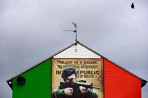 Brexit stirs up old divides in Northern Ireland