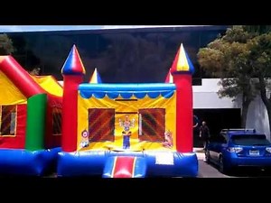 13x13 Circus Bounce House / Moonwalk / Moon Bounce / Jumper / Bouncy Castle / Bouncer