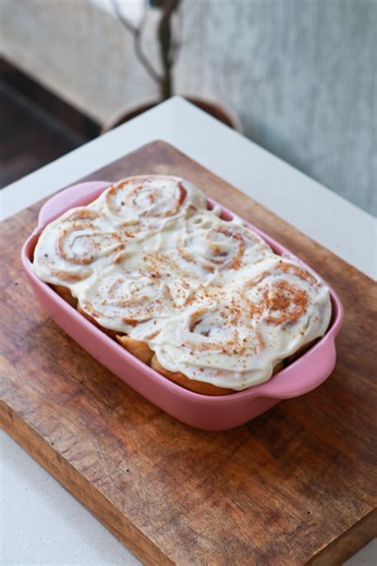 NO OVEN Cinnamon Rolls Recipe | Eggless Cinnamon Rolls in Kadhai | Dessert Recipe | The Terrace Kitchen