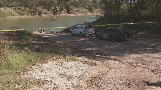 Man's body recovered from Trinity River after he tried to rescue drowning teens