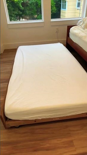How to set up trundle bed
