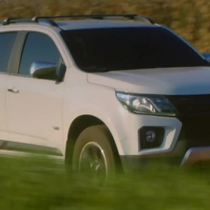 Una pick-up que no elige el camino fácil y se destaca por avanzar en cualquier campo. Ingresá a https://s.chevy.com/neure y conoce la nueva S10. | Chevrolet