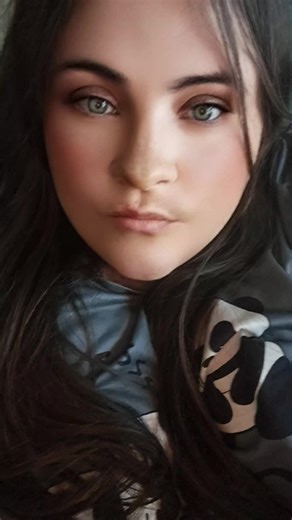 Chloe Hunt (@chloehunt12)’s videos with original sound - musiktomyearz