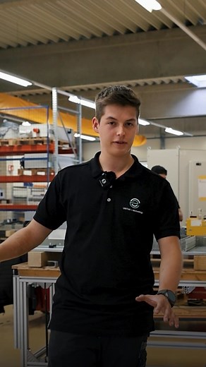 Ein Blick hinter die Kulissen 🤩 Was lernt eigentlich ein Mechatroniker 🤔? Wie ist die Lehre zum Mechatroniker aufgebaut⁉️ Unser Lehrling Dominik Wallinger gibt im BIM Salzburg-Interview 🎙️🎥 Antworten zu den wichtigsten Fragen rund um den Lehrberuf 🧰⚙️🛠️ und die Mechatroniker-Lehre bei UNTHA e-technology. Ihr wollt mehr erfahren und weitere Infos einholen, dann schaut von 20.-23.11.2025 bei der BIM Salzburg vorbei. Wir sind in der Halle 10 im Salzburger Industrieviertel, 🚩 Stand 10-443. Wi
