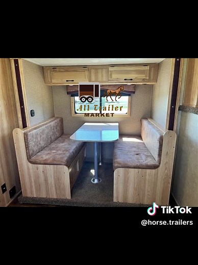 2018 Bison Ranger 3-Horse Living Quarters Trailer