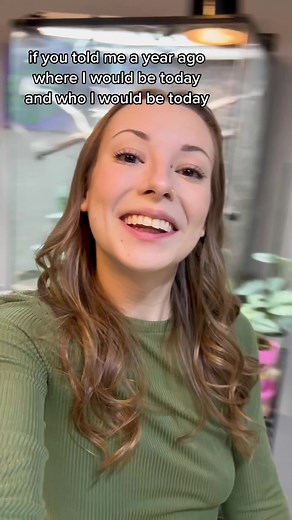 Welcome Back to My Animal Room: Exploring Reptiles, Amphibians, Frogs, and Lizards