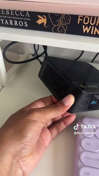 Help me. Give me something affordable with a good graphics card 🥹💘#creatorsearchinsights #femalegamer #sims4 #fyp #simstok