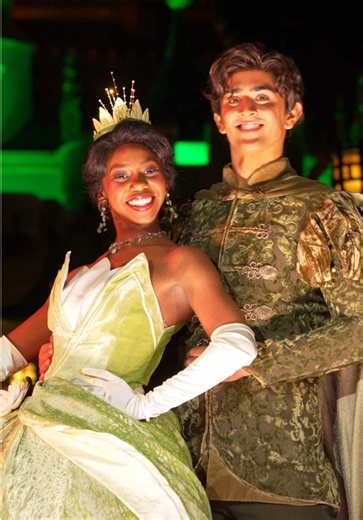 Tiana & Naveen's Magical Dance at Disney Parks