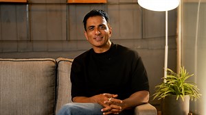 946K views · 49K reactions | desh ki raksha karte hue joh apni poori life bita de, woh Rakshak hai baaki hum toh sirf darshak hai ab samjhe, ki #RakshakHiHeroHai? dekhiye aise hi ek #Rakshak, Lt Triveni Singh ki kahaani on Amazon mini TV woh bhi bilkul free. Sonu Sood Varun Mitra Kanika Mann #MrinalNaval Mrinal Kulkarni #MohitChauhan #AkshayChoubey SamarKhan #AdityaPittie #JuggernautProductions #RakshakOnAmazonminiTV | Amazon MX Player | Facebook