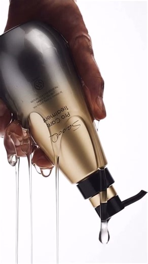 Професійна косметика | iS Clinical | Zein Obagi | Kerastase on Instagram: "Pro Care Treatment – ​​це професійний засіб для глибокого відновлення волосся та шкіри голови, створений японським брендом S-Heart-S. Розроблена на основі передових технологій та натуральних компонентів, маска забезпечує комплексний догляд, повертаючи волоссю здоров’я, блиск та еластичність. Ключові особливості: 1. Глибоке відновлення: гідролізований кератин проникає в структуру волосся, зміцнюючи його зсередини і підвищу