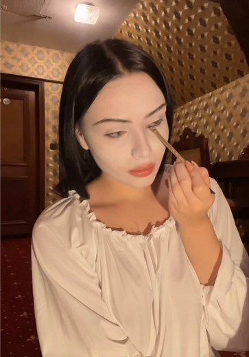 Embrace the Romantic Goth Aesthetic Today