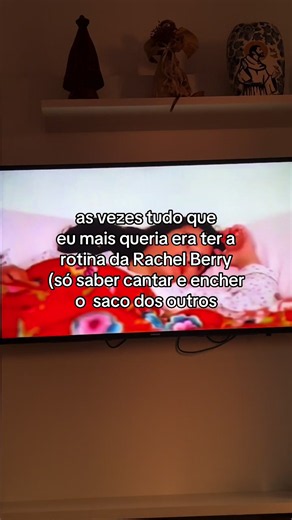 Rachel Berry Glee: rotina de cantar e encher o saco dos outros