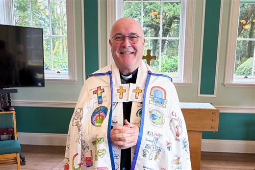 Children’s voices woven into worship through new diocesan cope | Diocese of York