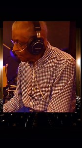 ✝️The Harlem Gospel Travelers feat. Roscoe Robinson - Sending Up My Timber | Luader Smith