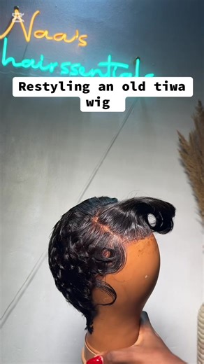 Our services We specialize in customized hair styling and wig services….. . Glueless customization . Customized wigging . Revamping . Hair / lace repair Send a dm to book our services #wigstyling #wig #wigstylingtutorial