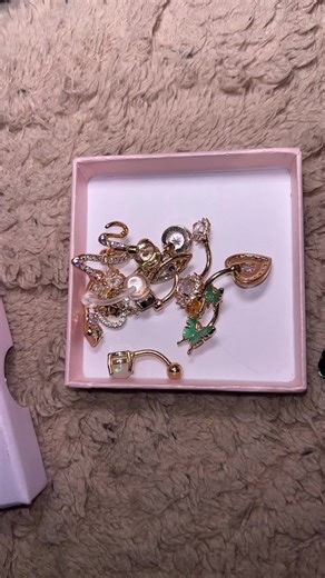 Summer will be here before you know it grab your belly button rings now!#bellyrings #bodyjewelryshop #bellyrings #bellybuttonrings