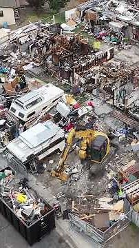 Richland begins cleanup at infamous hoarder house
