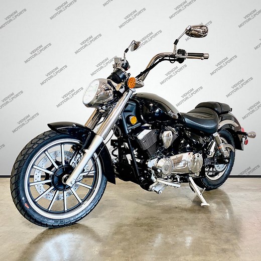 Lifan Lycan | 250cc Chopper | V-Twin | Fuel Injected | 5-Speed