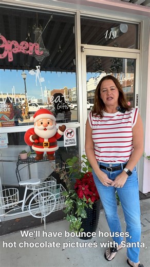 We gearing up for our holiday events and it all kicks off next Tuesday at the White Heat Boutique Annual Christmas Tree Lighting! The tree will be back at the courthouse and we’ll have Santa’s village, hot chocolate, bounce houses, and pictures with Santa himself! December 2 from 5-8pm. See you then! | Decatur Chamber of Commerce