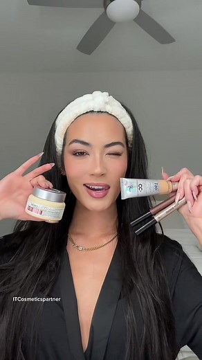 IT Cosmetics Beauty Haul: Moisturizer, CC Cream, and Eyeshadow Sticks!