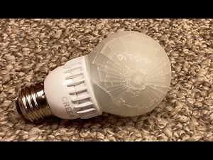 Busted Cree 40-Watts Equivalent LED Light Bulb
