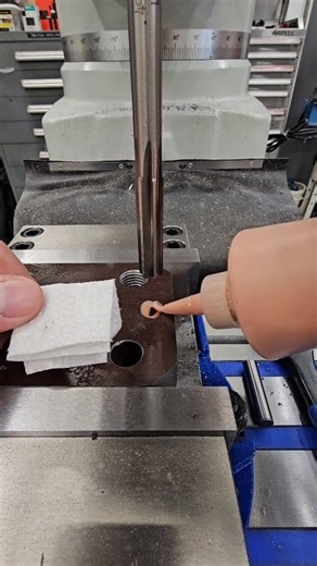 1.2M views · 6.5K reactions | Old School Machinist Trick for Reaming...