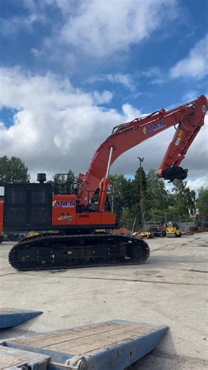 New 490 Loaded Heading South — Heavy Haulage Move