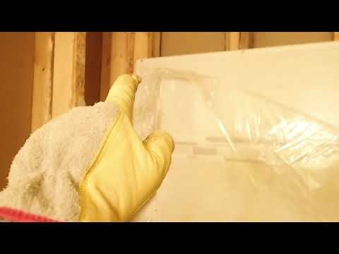 Maax Utile Shower Enclosure - Walls and Problems - Quick Look