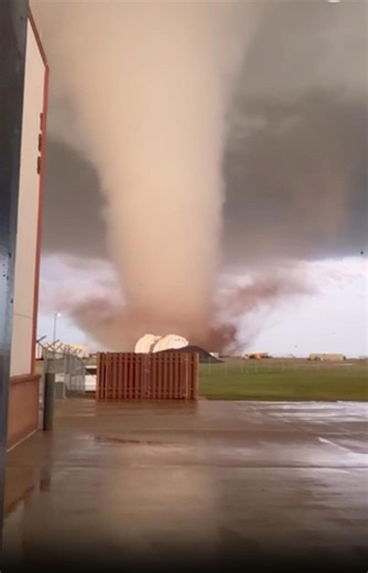 Tornadoes shred homes, damage power lines in Enid, Braman in Thursday night storm