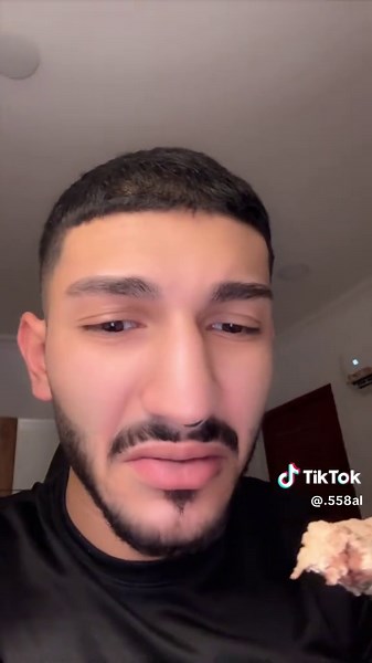 هدية الفوز في البطولة: عالم الملاكمة في البحرين