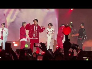 BTS PTD LAS VEGAS FIRE + DOPE LIVE 방탄소년단 Fancam Allegiant Stadium [HD] Day 1