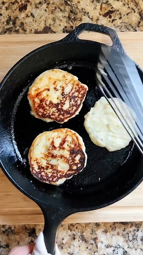 Food.com on Instagram: "Transform leftover mashed potatoes into a cheesy, savory breakfast treat! 🥔😋 . . . Link in bio 👍 #EatShareRepeat . . . 📸: @jonjon33"