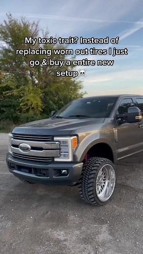 Zac Lucarz (@zac.lucarz)’s videos with Last Time - sheluvbukz