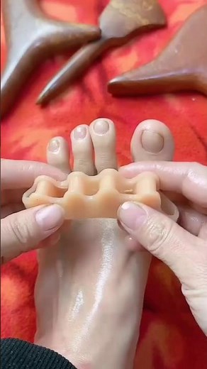Toe Separator for Women & Men 🔥 Toe Corrector for Women & Men #shorts #bodycare #viralvideo