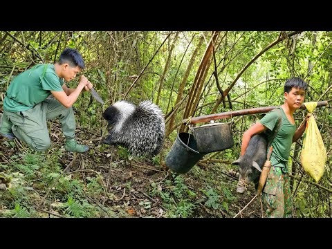 200 Days Surviving Alone in the Deep Forest | Hunting Wild Animals & Catching Fish