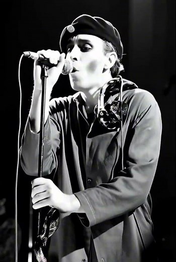 Hawkind - Master of the Universe #hawkwind #robertcalvert #davebrock #rock