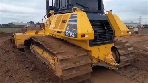 Komatsu D61PXI-24
