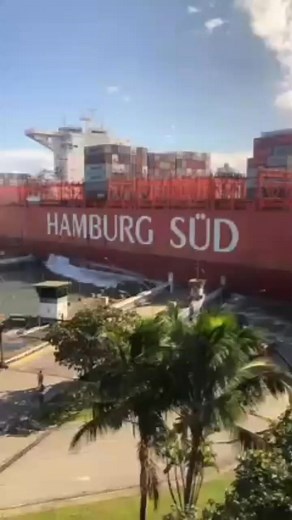 OCEAN SAFETY 017.25 | #OceanSafety #GMM | GLOBAL MARINER #GlobalMariner #Container_Carrier #Containership #GMM_ContainersFleet #Mariner #Seafarer #GMM_Together #WeAreGMM #Marine_Incident #Marine_Accident #Marine_Safety #HAMBURG_SUD #Ship_Collision | Global Mariner - GMM